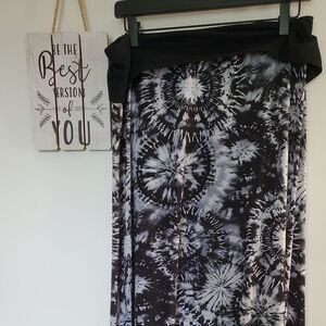 Black and White Abstract Design Long A-line Skirt